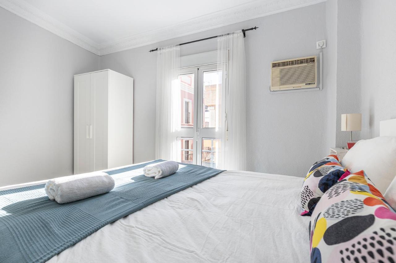 Pureza Dreams De Sevilla Oasis En Triana Exterior foto