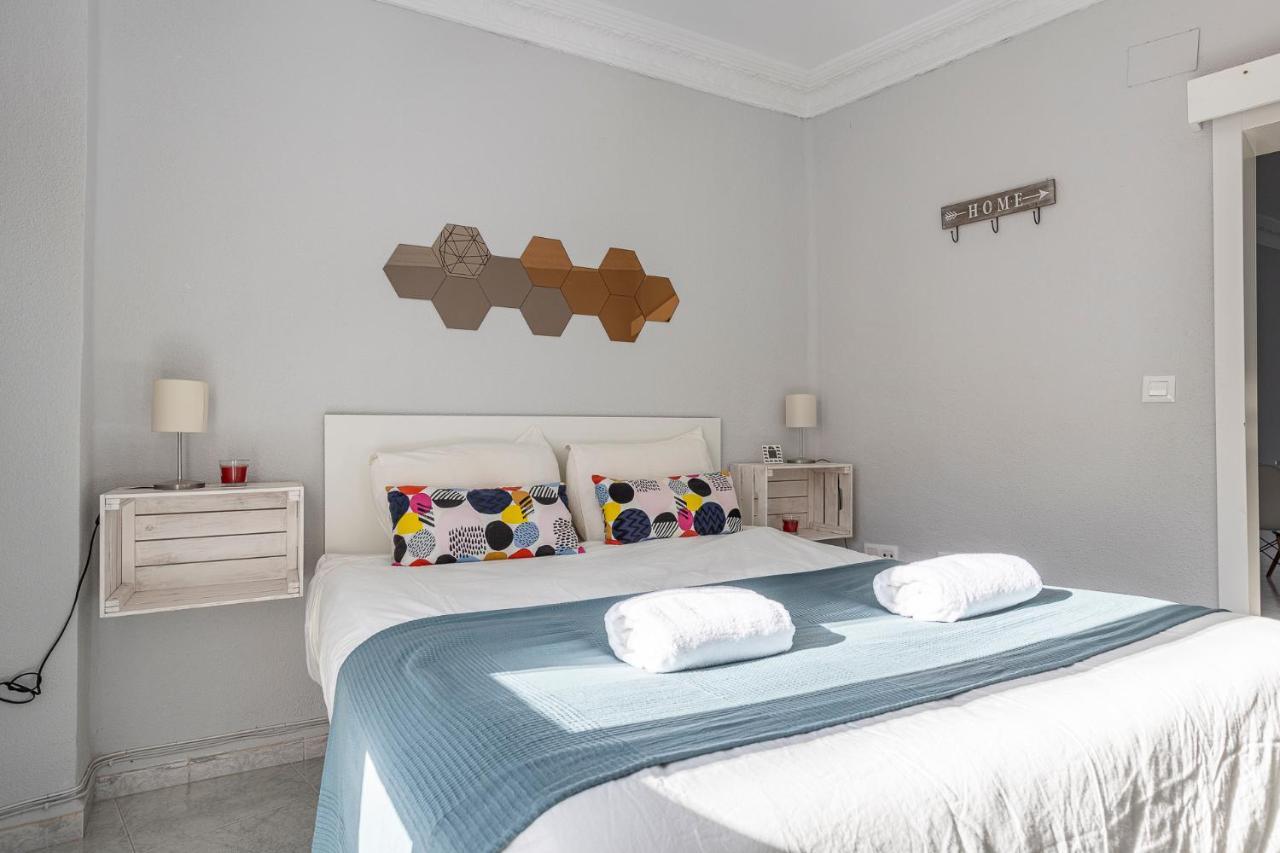 Pureza Dreams De Sevilla Oasis En Triana Exterior foto